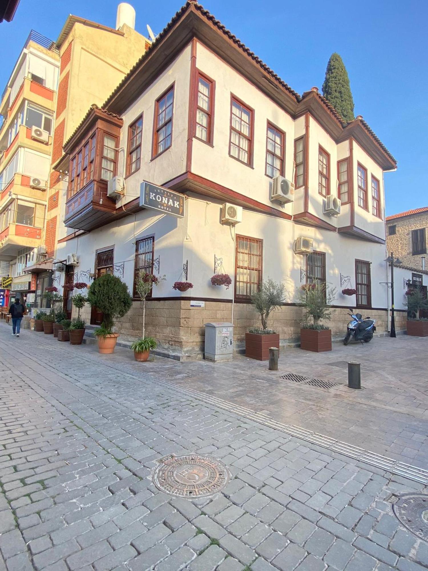 Konak Hotel Kaleici アンタルヤ エクステリア 写真