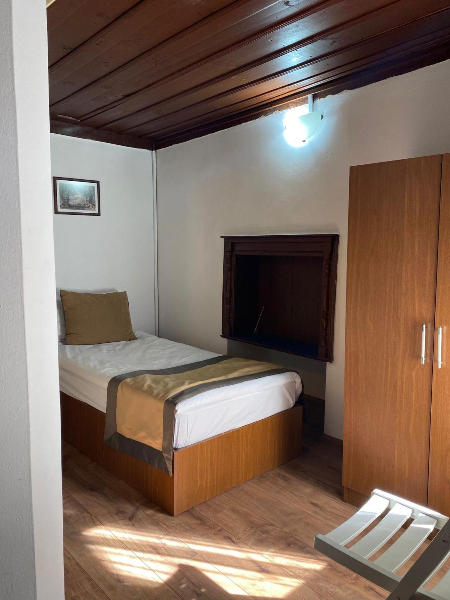 Konak Hotel Kaleici アンタルヤ エクステリア 写真
