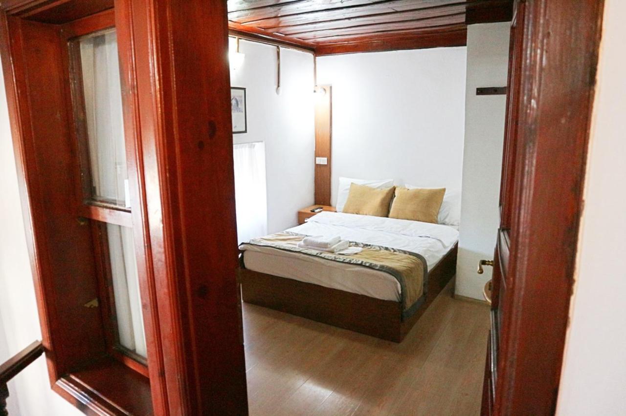 Konak Hotel Kaleici アンタルヤ エクステリア 写真